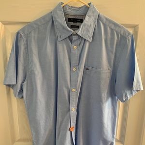 Tommy Hilfiger Short-Sleeve Button Down; Large